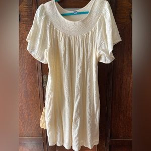 Women’s mini  swing dress with flutter sleeves